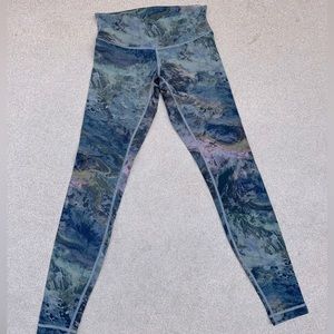 lululemon Align™ High-Rise - Tie Die - size 4